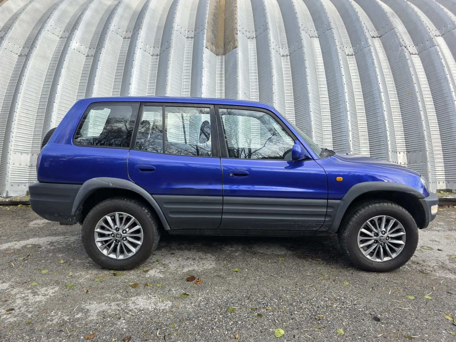 Toyota Rav4 2.0i 129�� 4�4 * ��������*  | Mobile.bg � ����������� 7