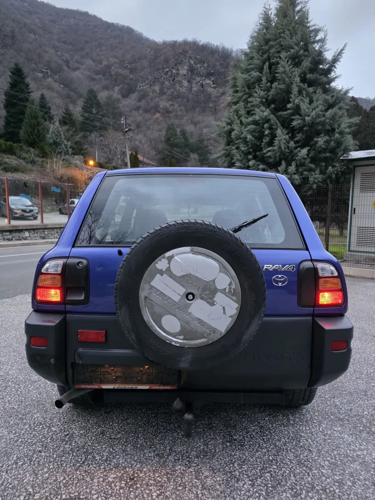 Toyota Rav4 2.0i 129кс 4х4 * Климатик*  - изображение 6