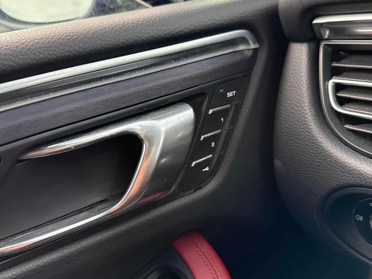 Porsche Macan * GTS AWD * CARFAX * ПАНОРАМА * KEYLESS * 2 КЛЮЧА, снимка 14 - Автомобили и джипове - 53755464