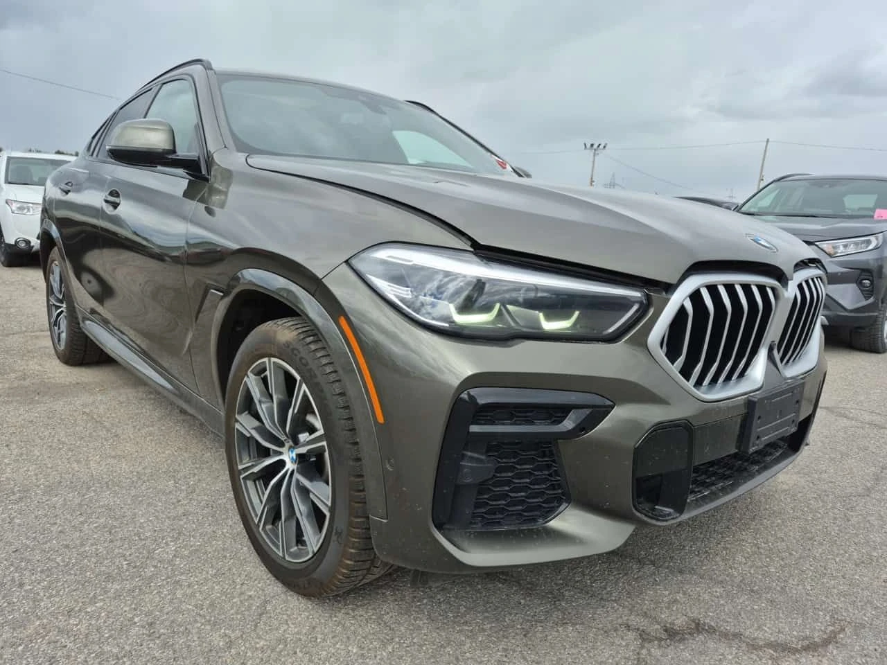 BMW X6 * XDRIVE40I * PANO * H/K * ОБДУХВАНЕ * CARFAX, снимка 2 - Автомобили и джипове - 54512658