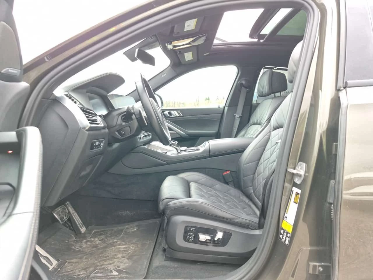 BMW X6 * XDRIVE40I * PANO * H/K * ОБДУХВАНЕ * CARFAX, снимка 5 - Автомобили и джипове - 54512658
