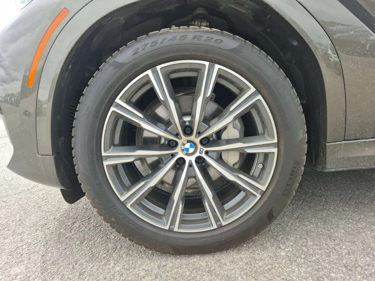 BMW X6 * XDRIVE40I * PANO * H/K * ОБДУХВАНЕ * CARFAX, снимка 6 - Автомобили и джипове - 54512658