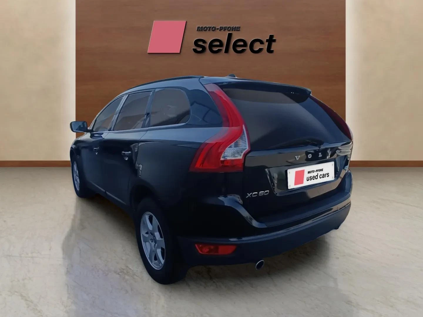 Volvo XC60 2.4, снимка 7 - Автомобили и джипове - 54770086