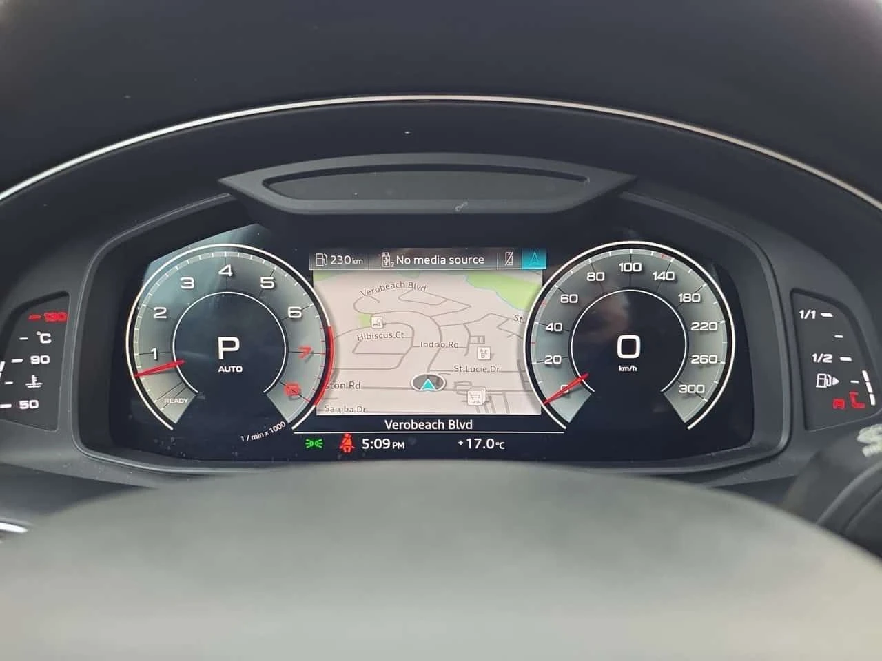 Audi Q7 * VORSPRUNG EDITION S LINE * NO ACCIDENTS / 1 OWNE, снимка 10 - Автомобили и джипове - 54903164