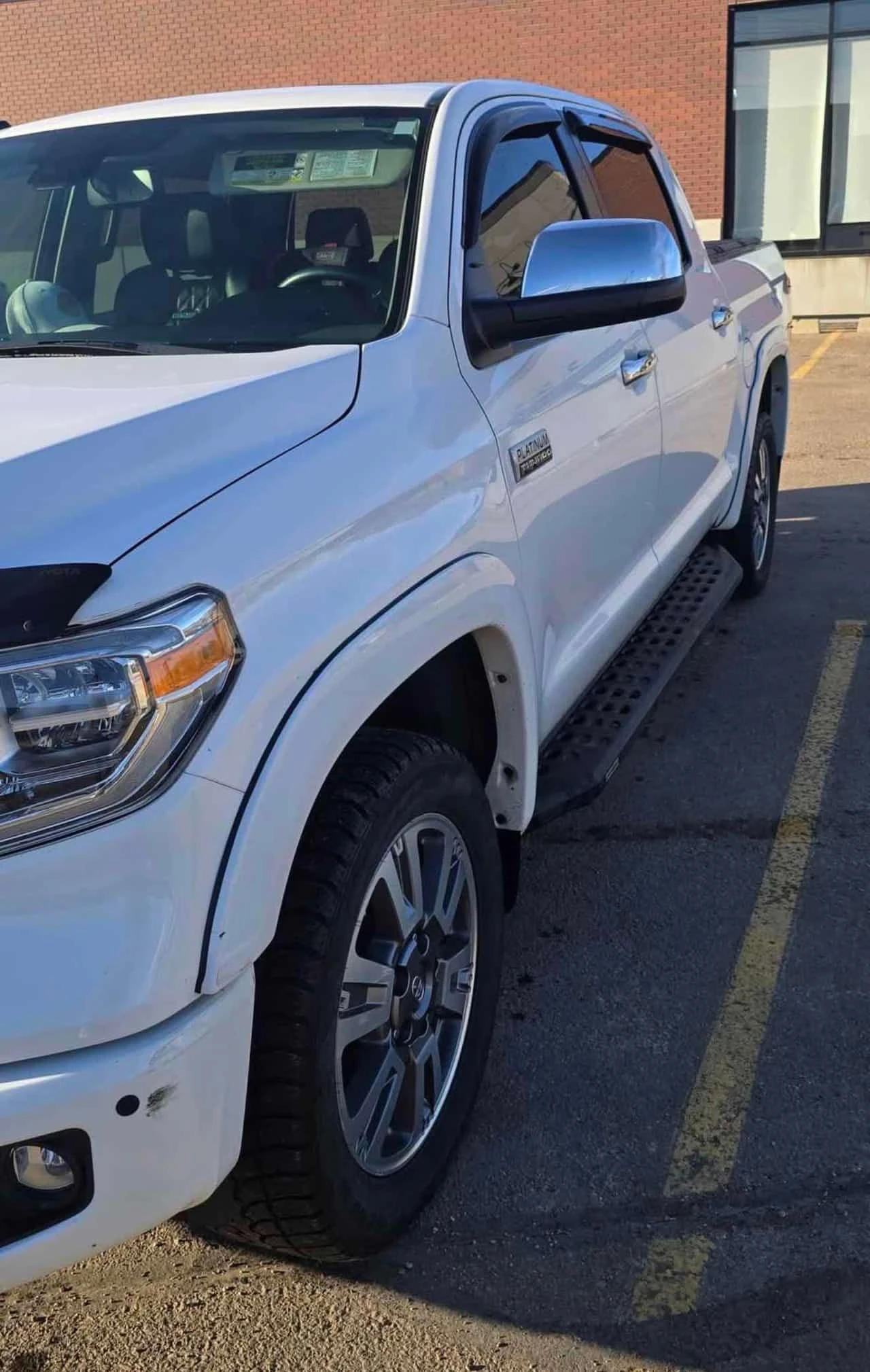 Toyota Tundra Platinum | CARFAX | БЕЗ ИНЦИДЕНТИ, снимка 3 - Автомобили и джипове - 55505418