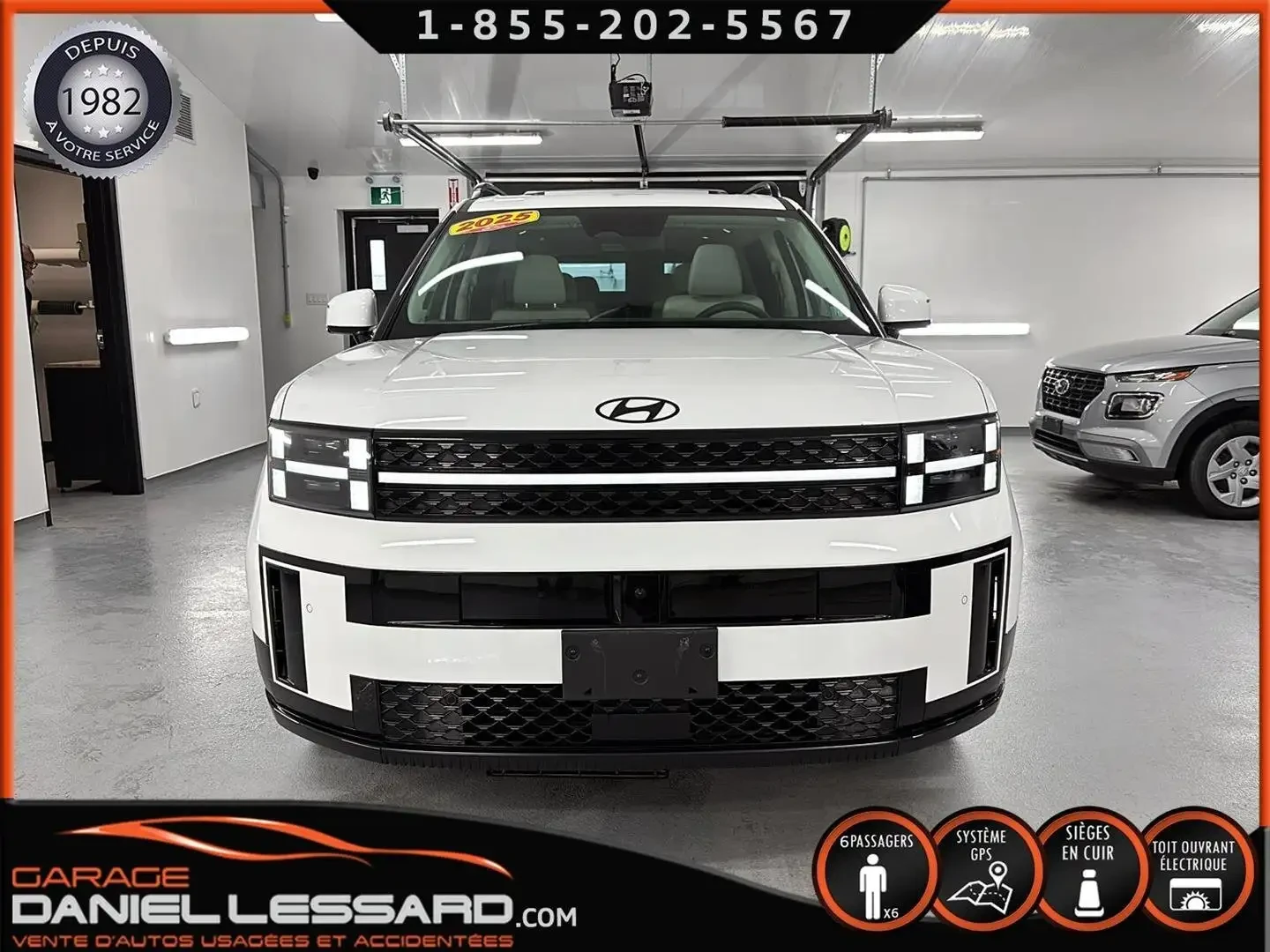 Hyundai Santa fe Calligraphy* AWD* BOSE* Headup* 2 ключа, снимка 2 - Автомобили и джипове - 55582982