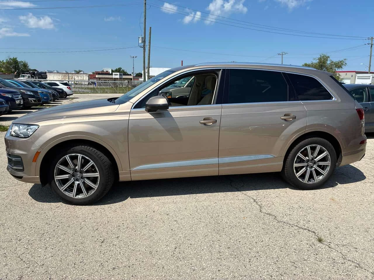 Audi Q7 * Technik * CARFAX * ЦЕНА ДО БГ, снимка 2 - Автомобили и джипове - 55727120