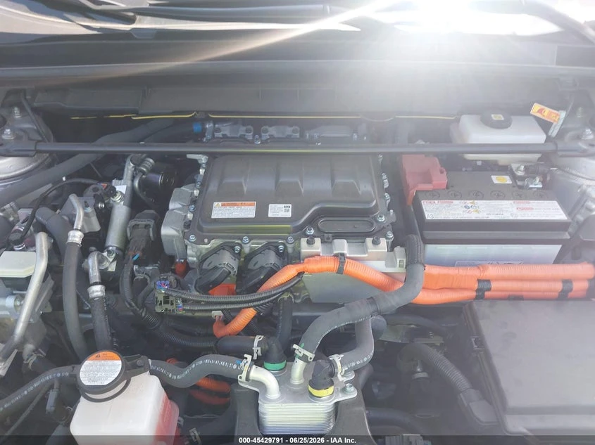 Lexus RZ 300E Premium, снимка 10 - Автомобили и джипове - 55934442