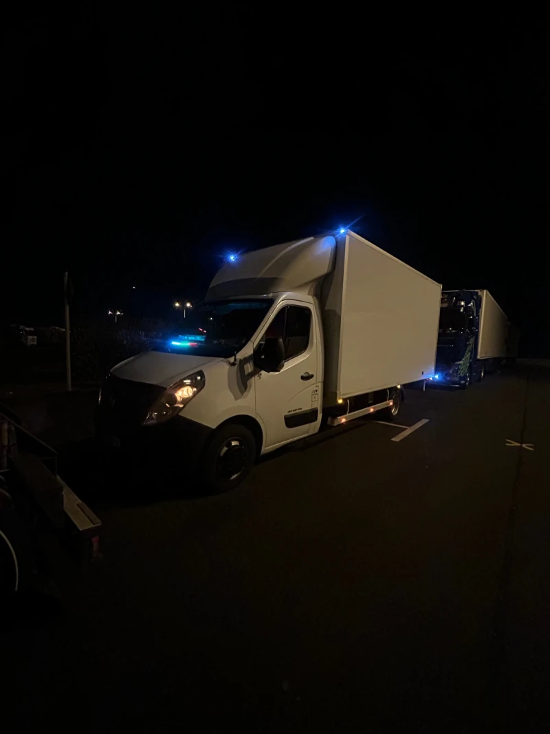 Renault Master, снимка 3 - Бусове и автобуси - 52773273