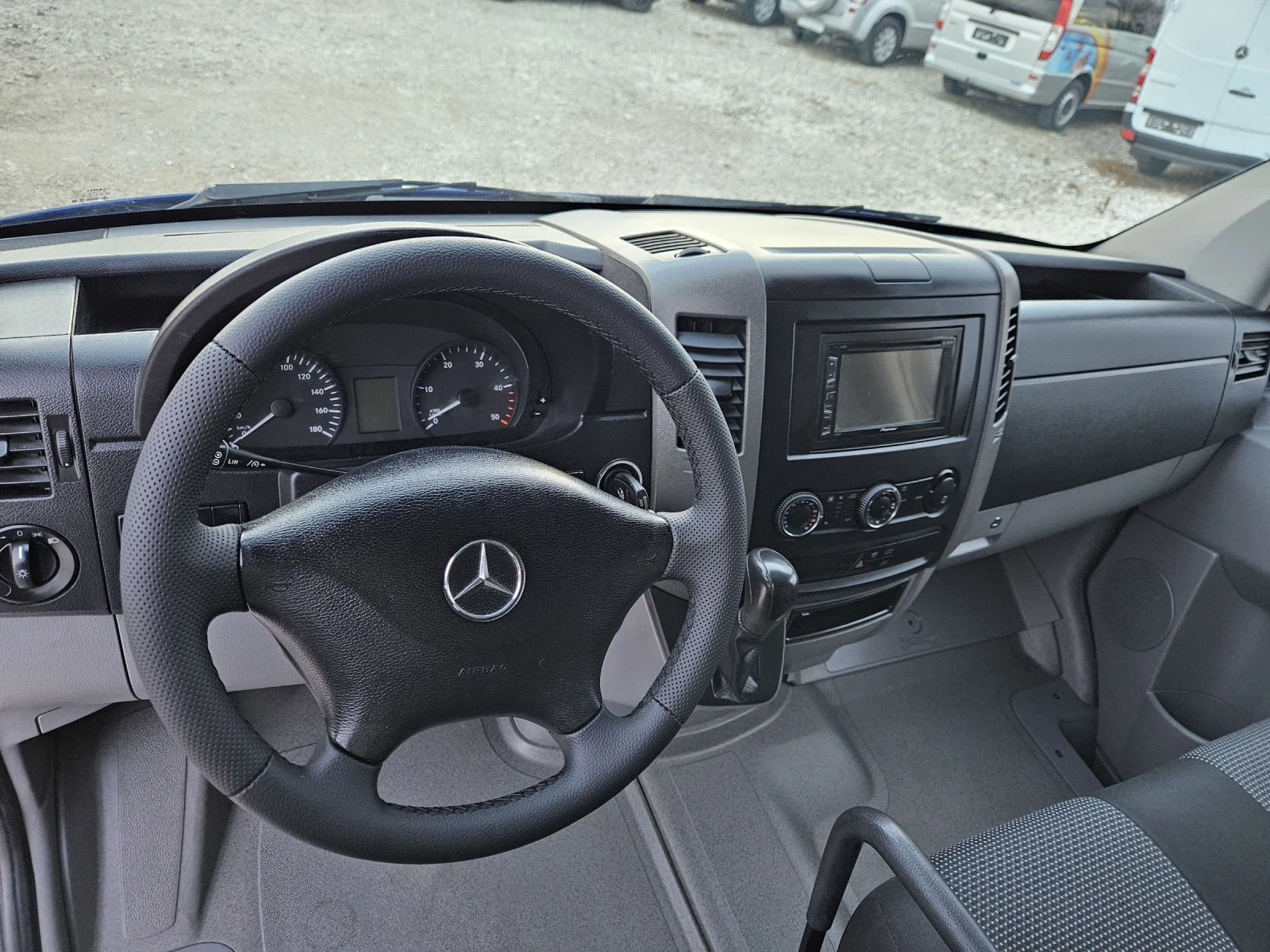 Mercedes-Benz Sprinter 313 Автомат, Клима - изображение 10