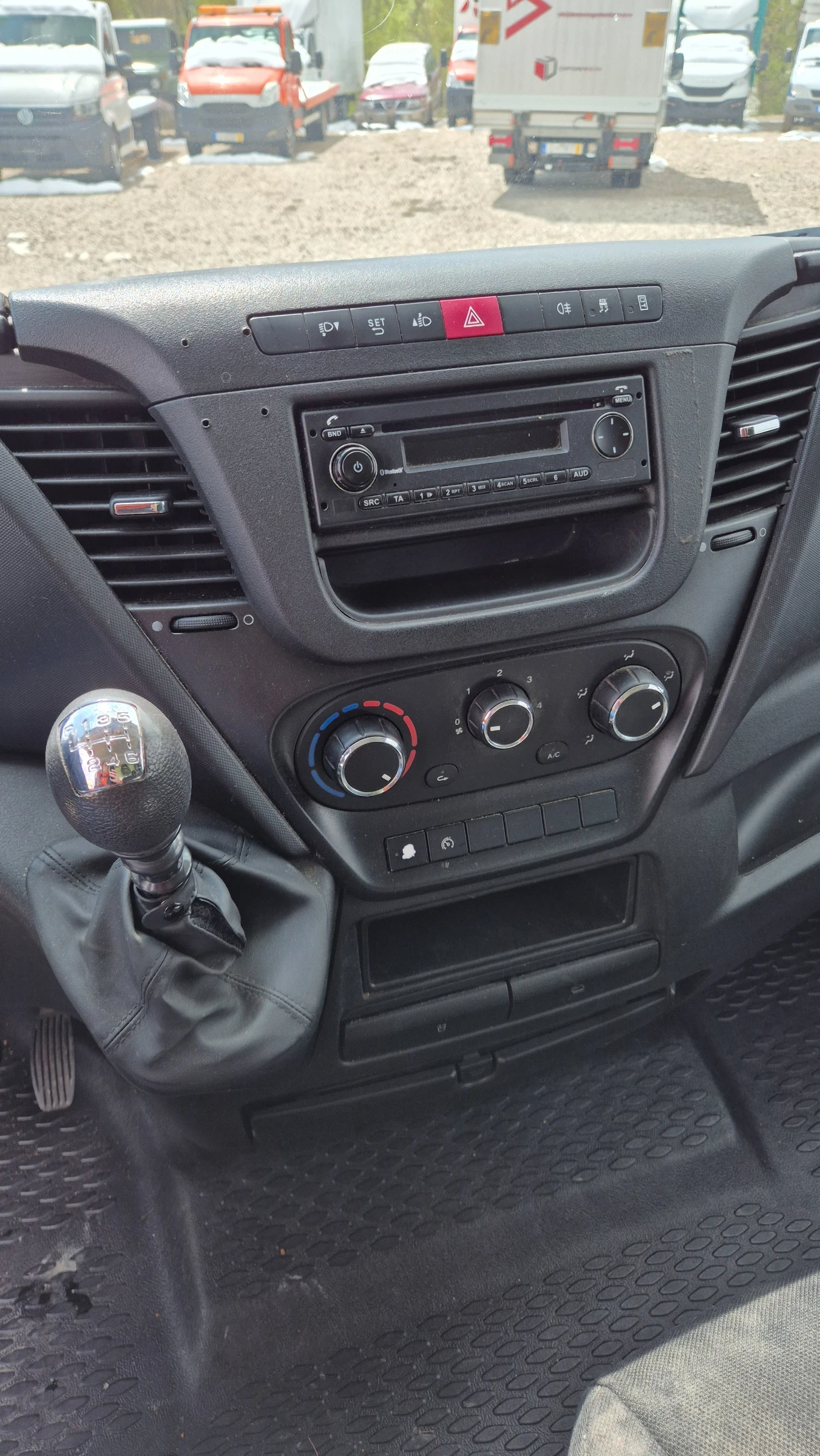 Iveco Daily 35c17* 4.10м* Климатик* ШВЕЙЦАРИЯ*  - изображение 10