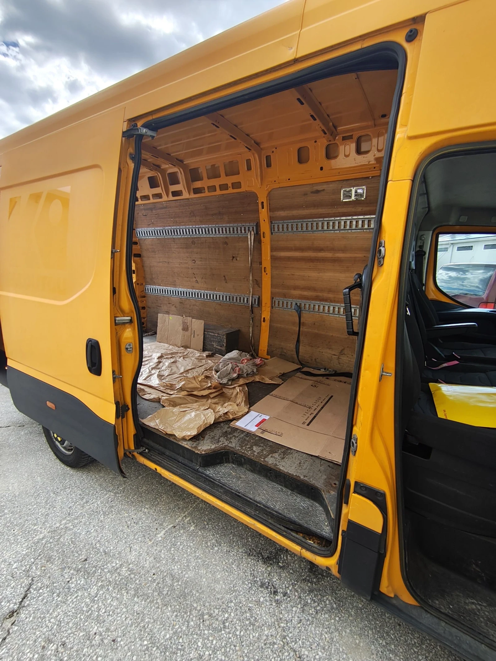 Iveco Daily БОРД, КЛИМА 35S16  - изображение 5