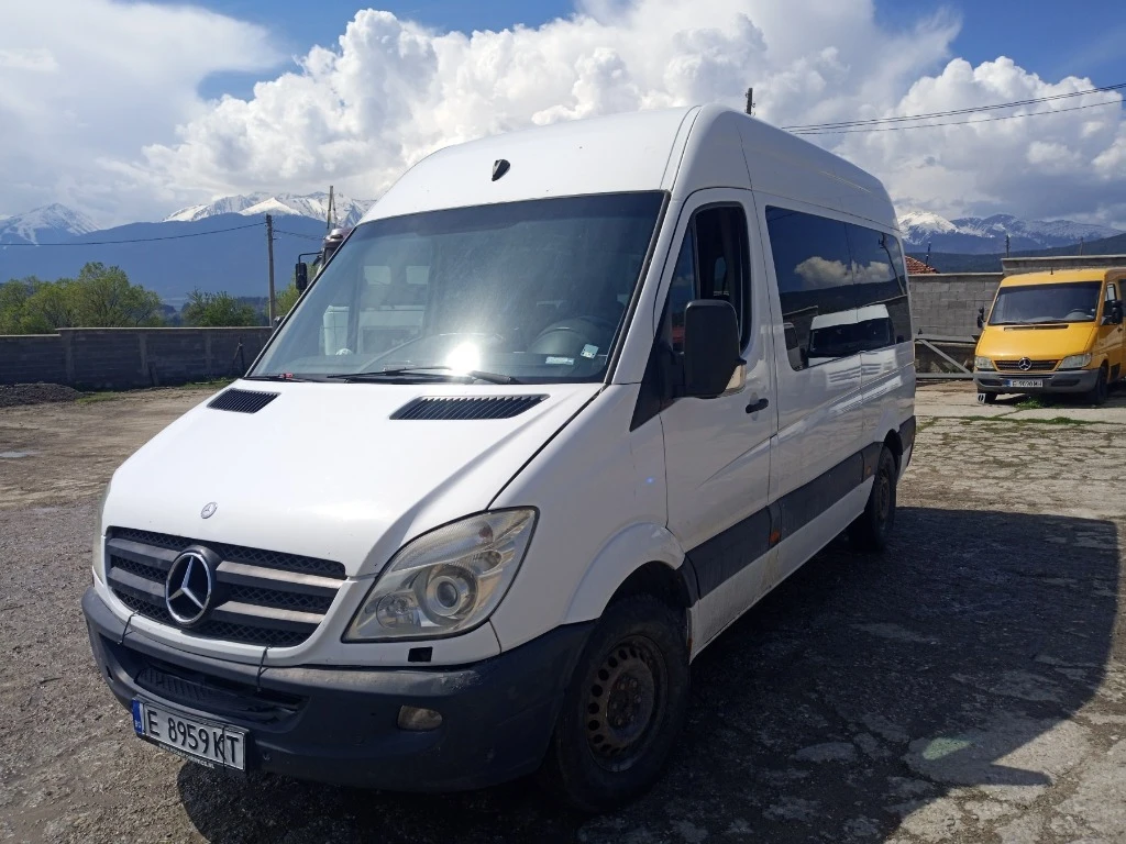 Mercedes-Benz Sprinter 211