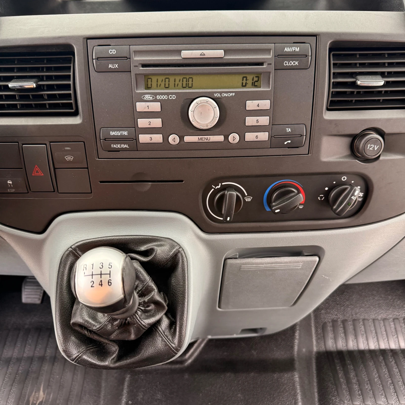 Ford Transit 2.2TDCi-Климатик-Евро5, снимка 13 - Бусове и автобуси - 55191362