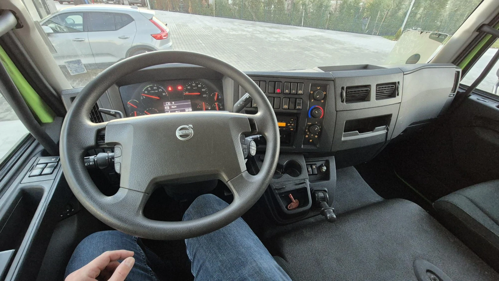 Volvo Fl 210 - изображение 6