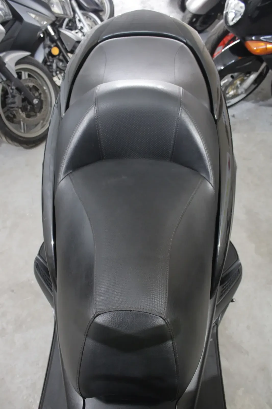 Yamaha Majesty 400i 2010г. - изображение 9