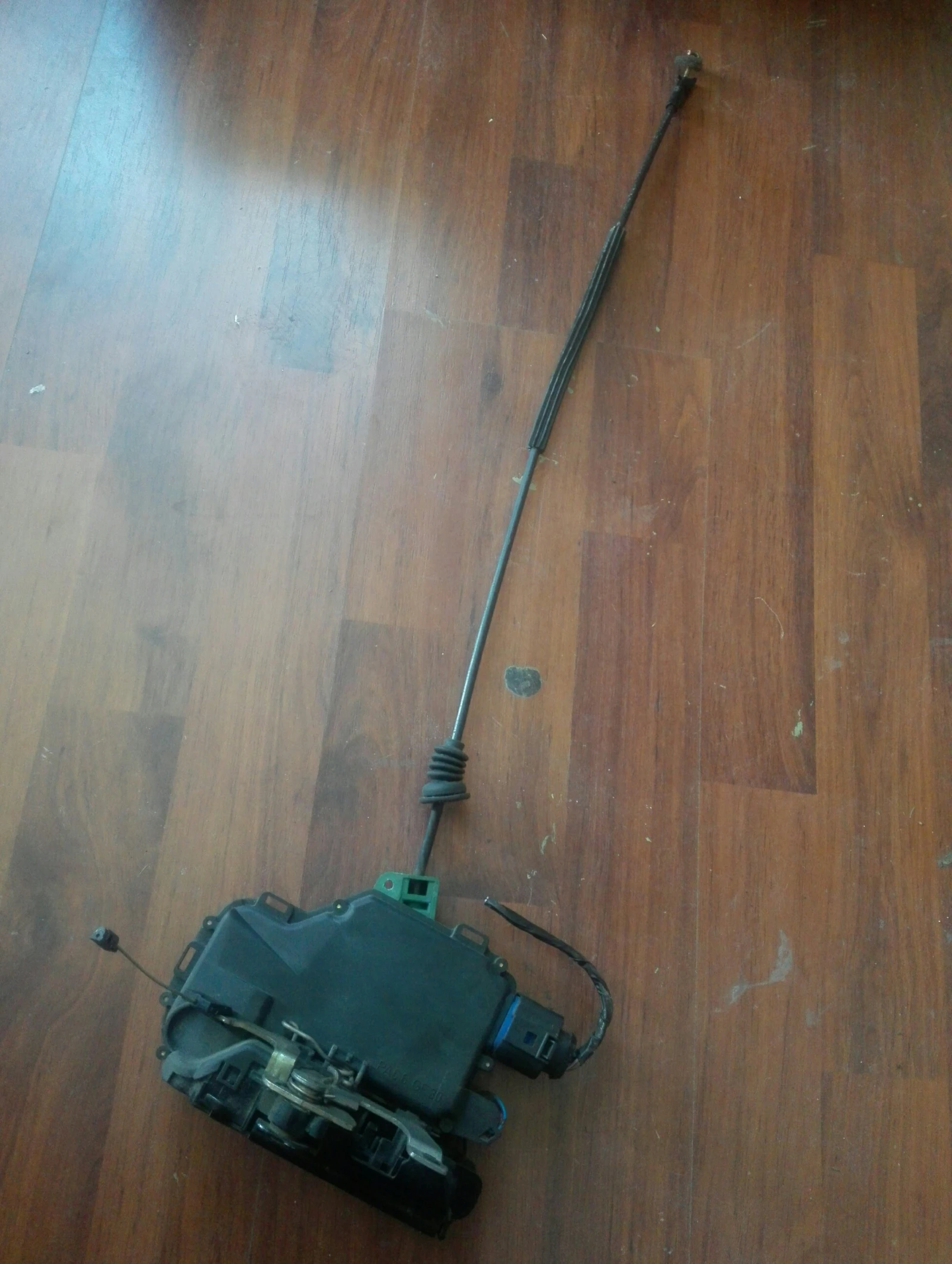       2 (7) | Mobile.bg   1