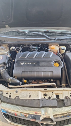 Opel Vectra Комби, снимка 13