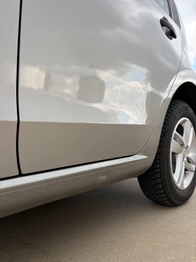 VW Up - 6699 € / 13102.11 лв. - 28819654 15