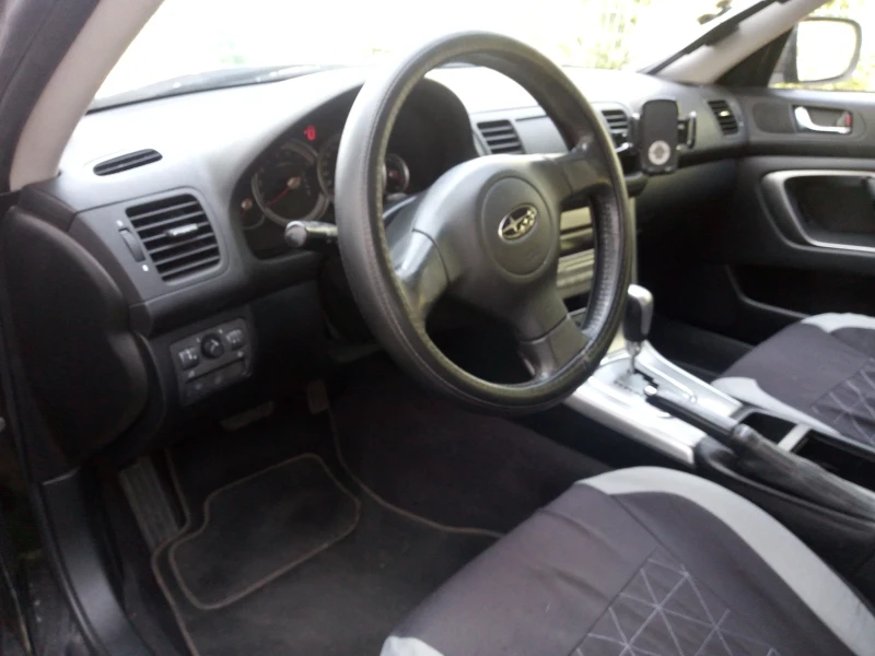 Subaru Outback, снимка 7 - Автомобили и джипове - 47540758