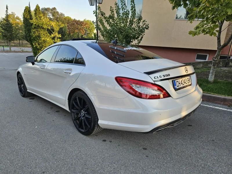 Mercedes-Benz CLS 550 4.7i-408кс/4MATIC/СМЕНЕНИ ВЕРИГИ/ОБДУХВАНЕ/МАСАЖ, снимка 4 - Автомобили и джипове - 47357749