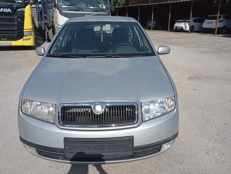 Skoda Fabia, снимка 5 - Автомобили и джипове - 47424115