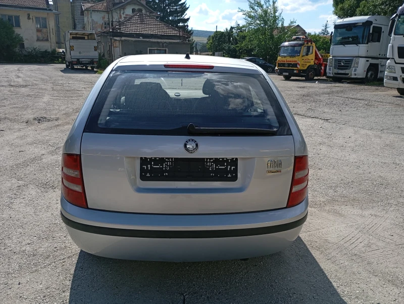 Skoda Fabia, снимка 6 - Автомобили и джипове - 47424115