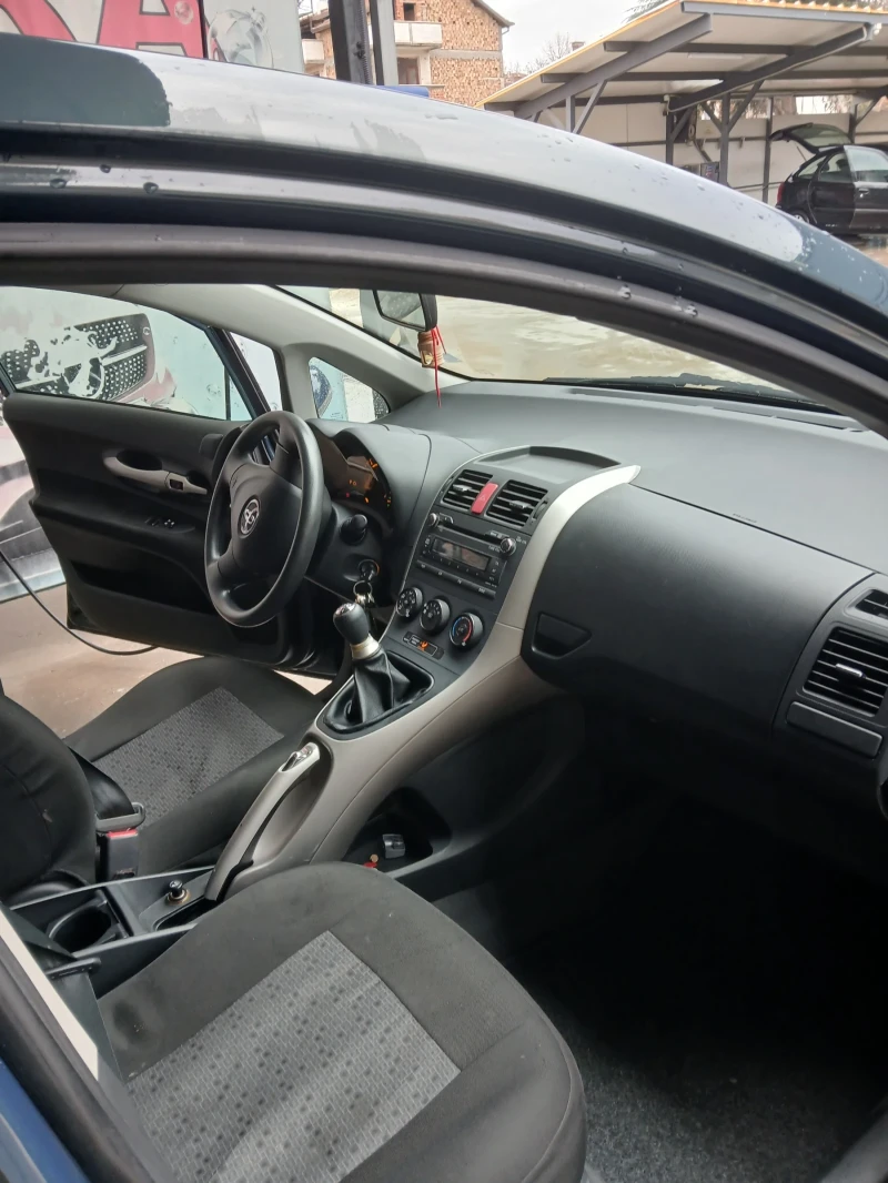 Toyota Auris, снимка 2 - Автомобили и джипове - 48249128