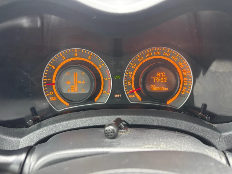 Toyota Auris 1.4 VVT-i , снимка 12 - Автомобили и джипове - 49825992