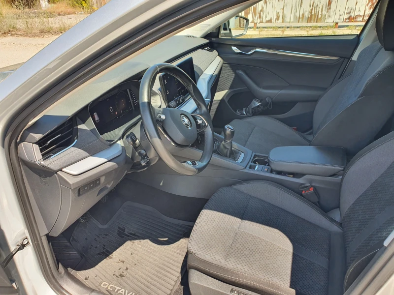 Skoda Octavia 1.5/150 газ, снимка 5 - Автомобили и джипове - 52339170