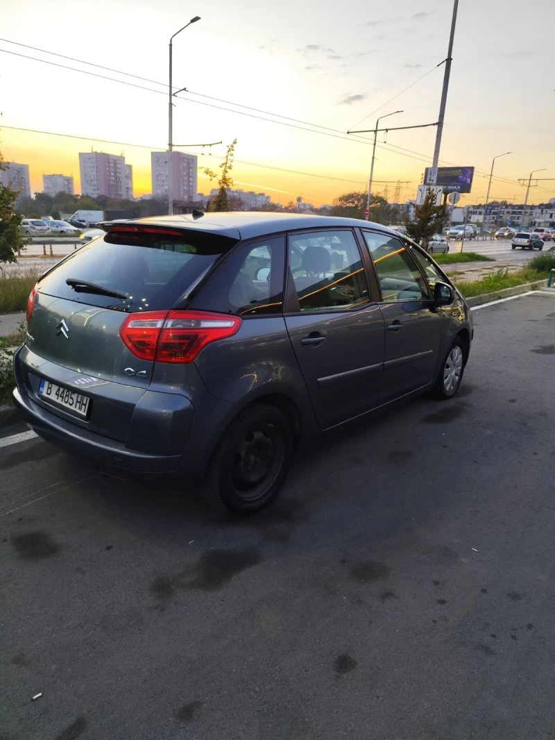 Citroen C4 Picasso, снимка 3 - Автомобили и джипове - 52435964