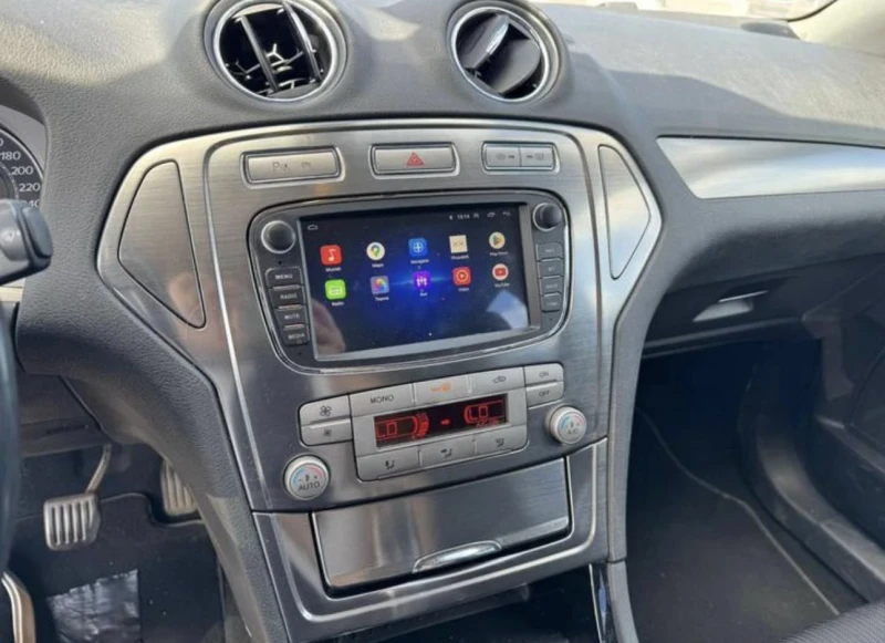 Ford Mondeo 2.0 бензин, снимка 9 - Автомобили и джипове - 52590266