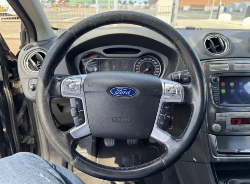 Ford Mondeo 2.0 бензин, снимка 10 - Автомобили и джипове - 52590266