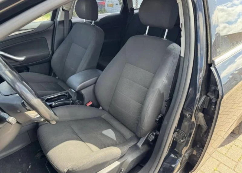 Ford Mondeo 2.0 бензин, снимка 7 - Автомобили и джипове - 52590266