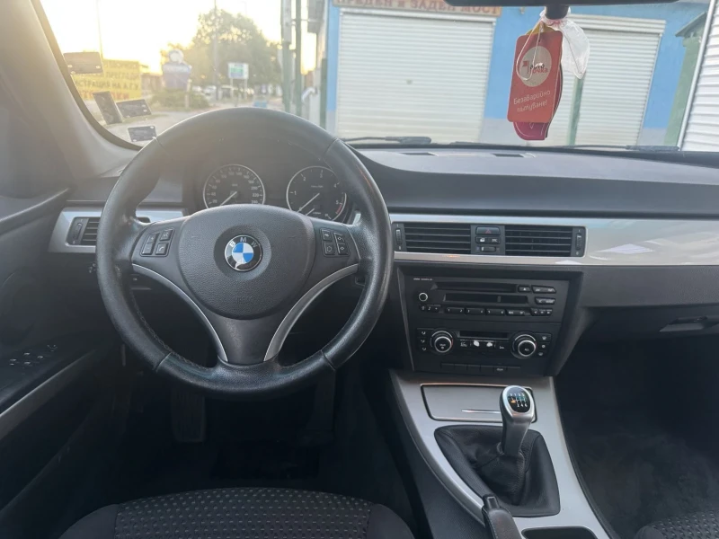 BMW 320 Face 177 к.с., снимка 15 - Автомобили и джипове - 52348417