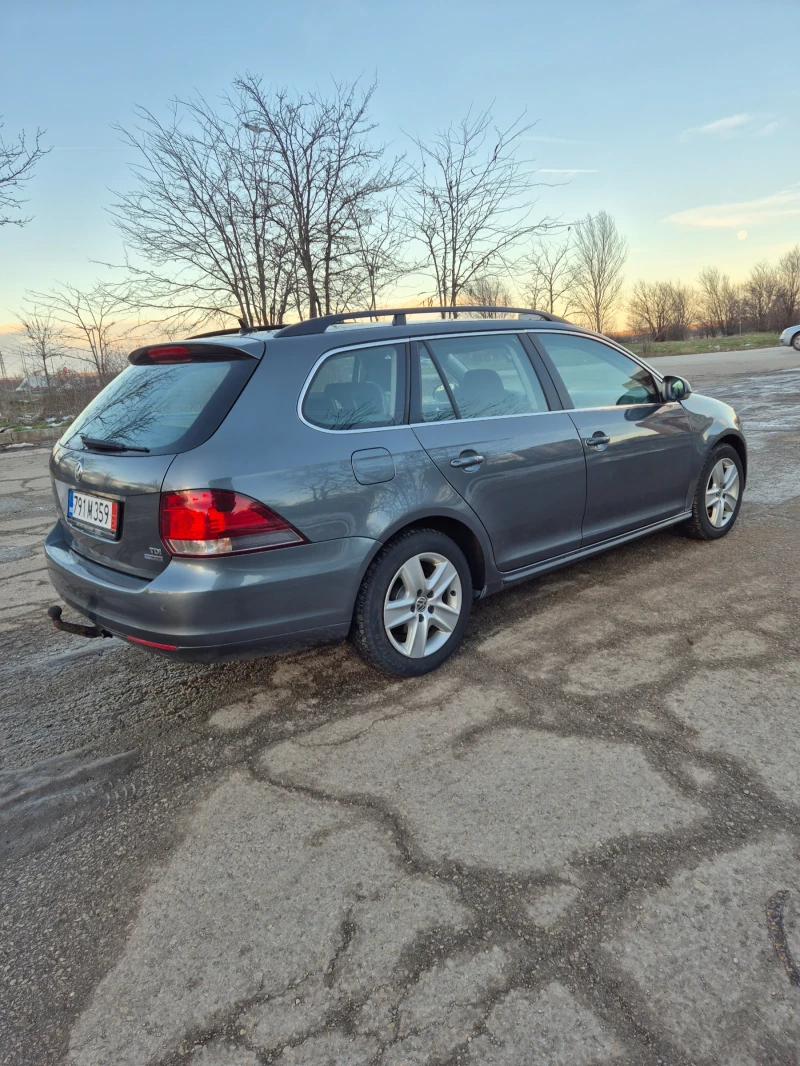VW Golf 1.6TDI 105hp, снимка 3 - Автомобили и джипове - 53034952