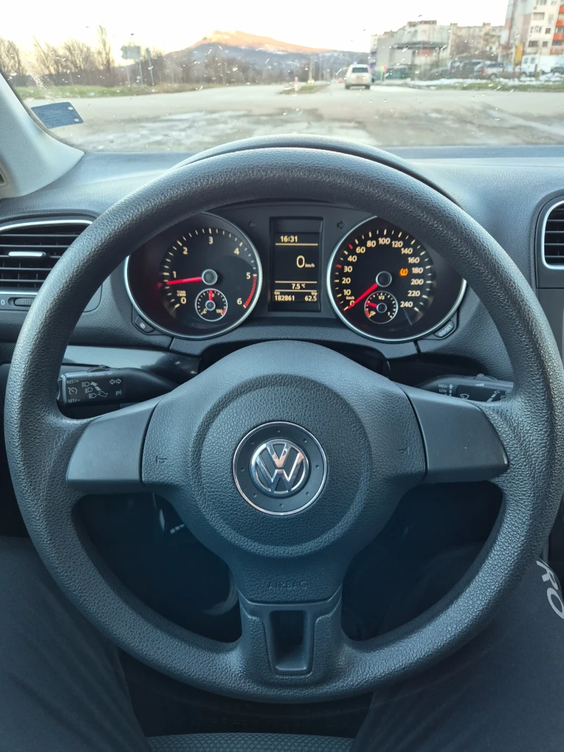 VW Golf 1.6TDI 105hp, снимка 9 - Автомобили и джипове - 53034952