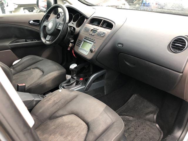 Seat Altea 2.0 PD TDI 4x4, снимка 6 - Автомобили и джипове - 28067075