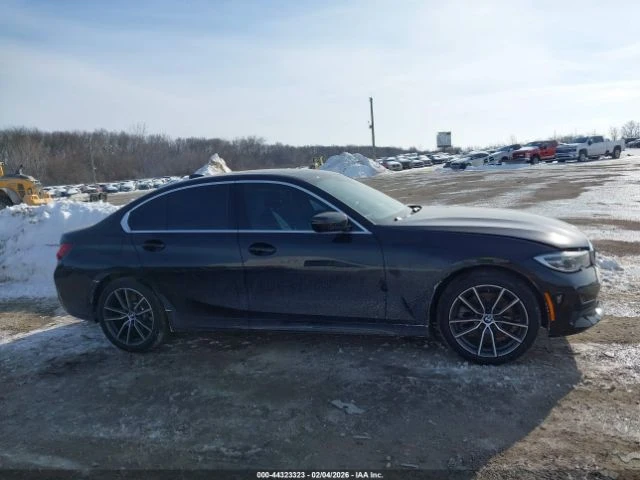 BMW 330 XDRIVE, снимка 12 - Автомобили и джипове - 53598258