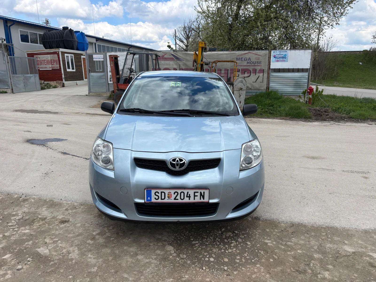 Toyota Auris 1.4 VVT-i , снимка 1