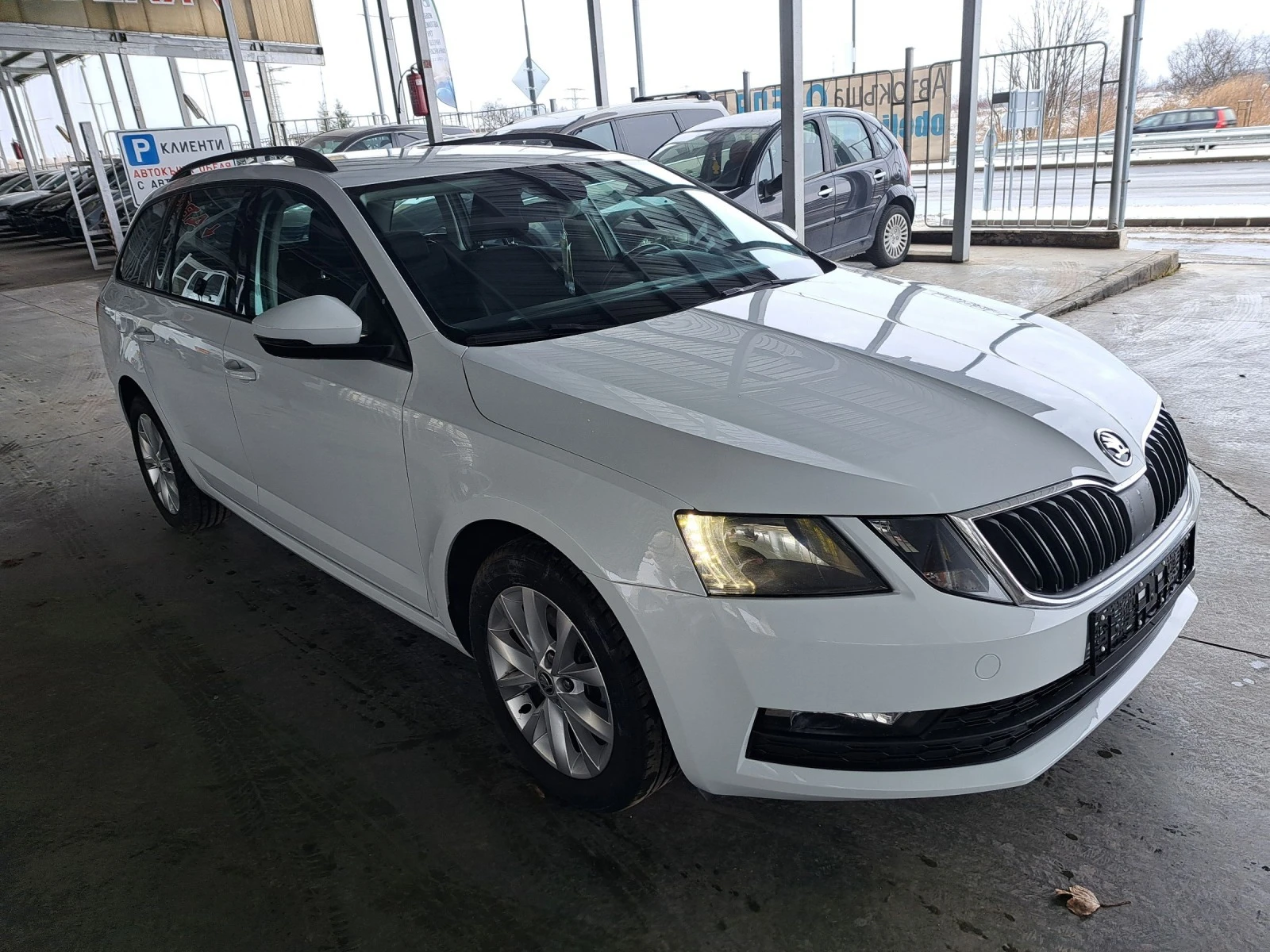 Skoda Octavia 2.0TDI 150PS.ITALIA - изображение 6