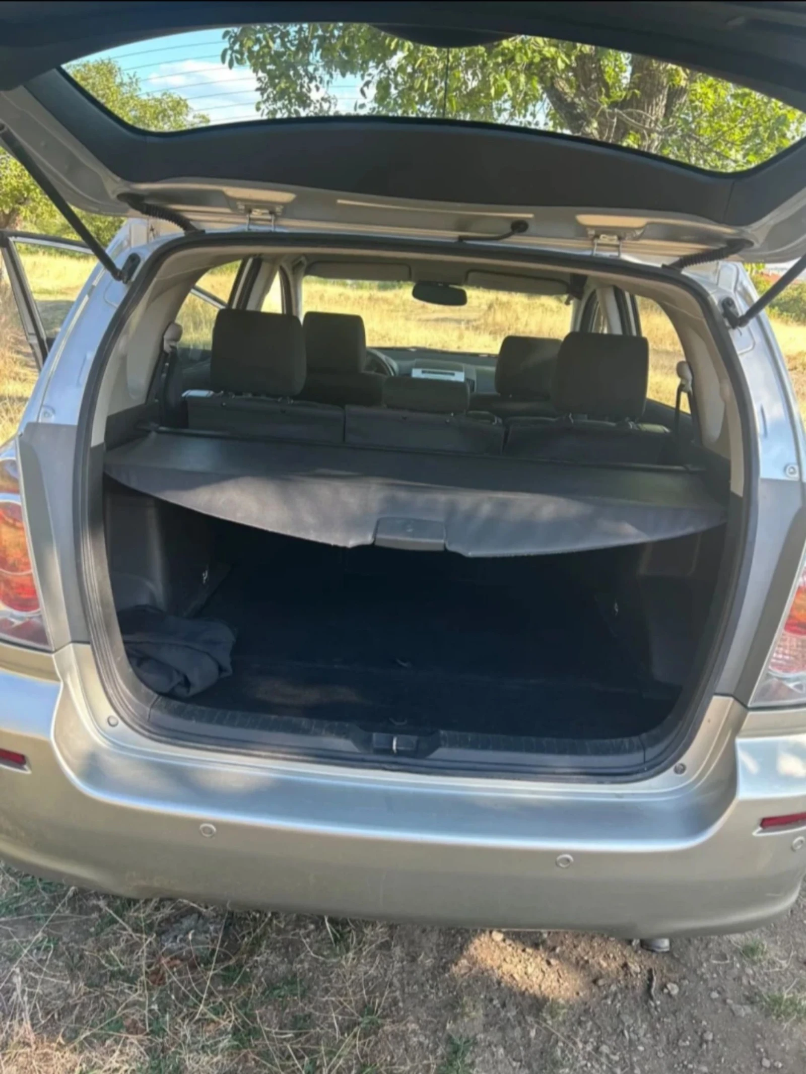 Toyota Corolla verso  - изображение 7