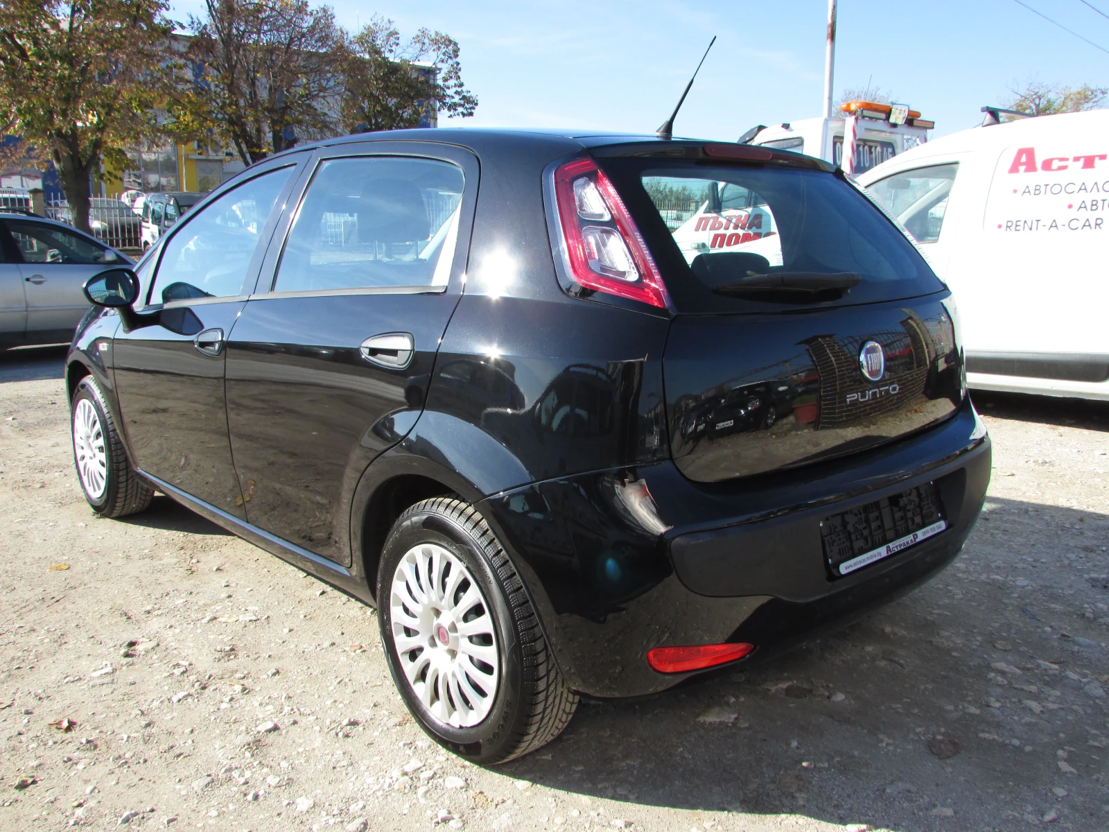 Fiat Punto 1.4i EVO EURO4 - изображение 5