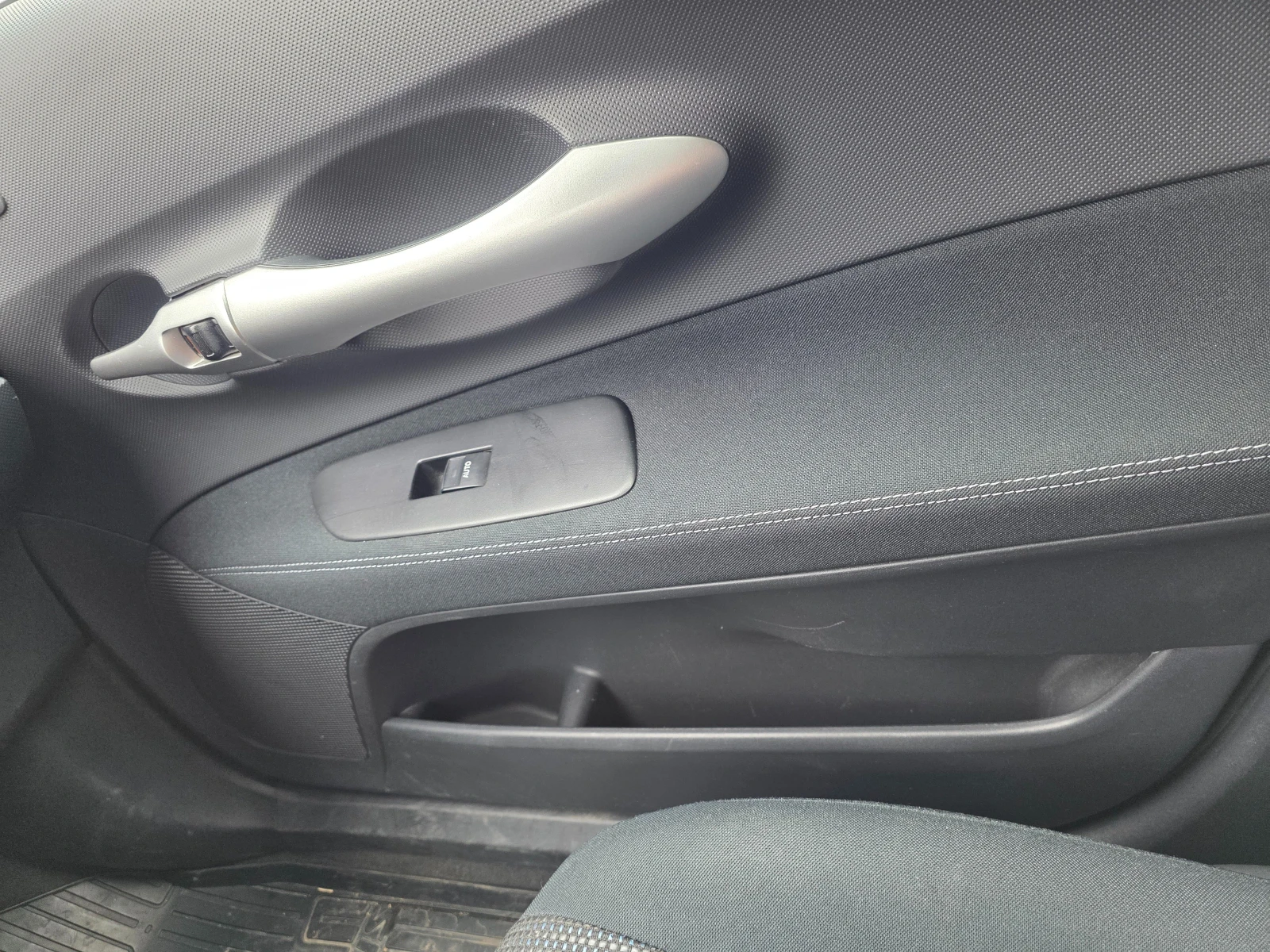 Toyota Auris | Mobile.bg � ����������� 16