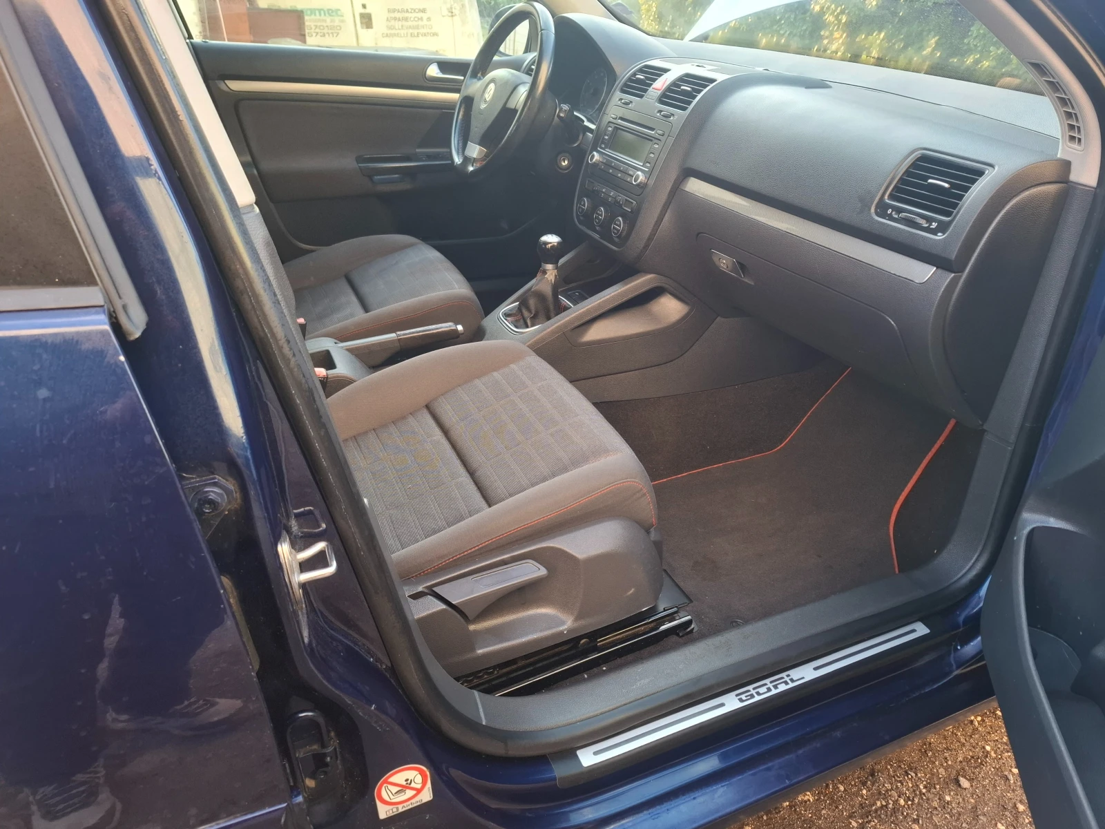 VW Golf 1.6бензин 102к.с.147х.км.GOAL , снимка 8 - Автомобили и джипове - 54012691