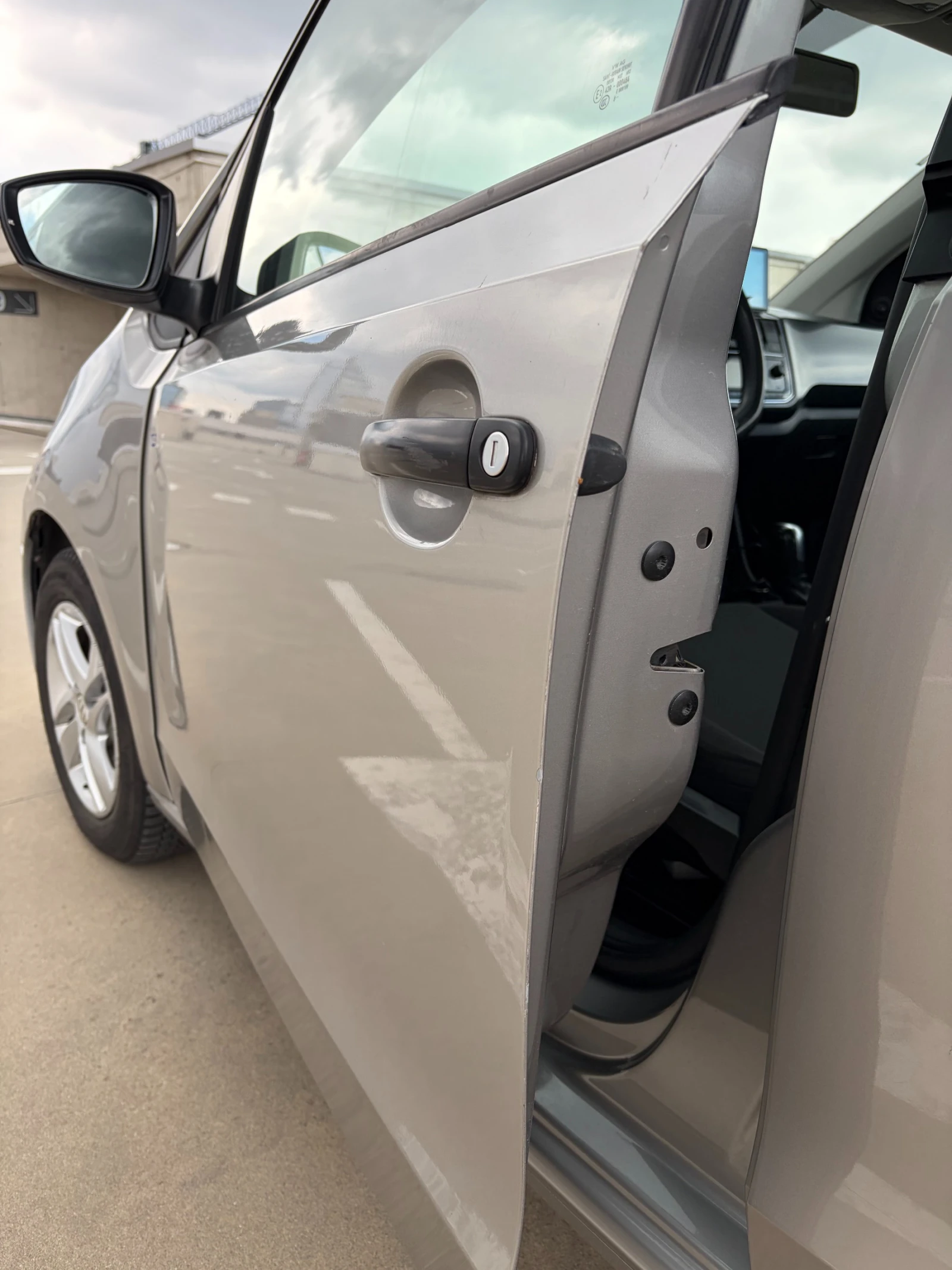 VW Up, снимка 13 - Автомобили и джипове - 54244658