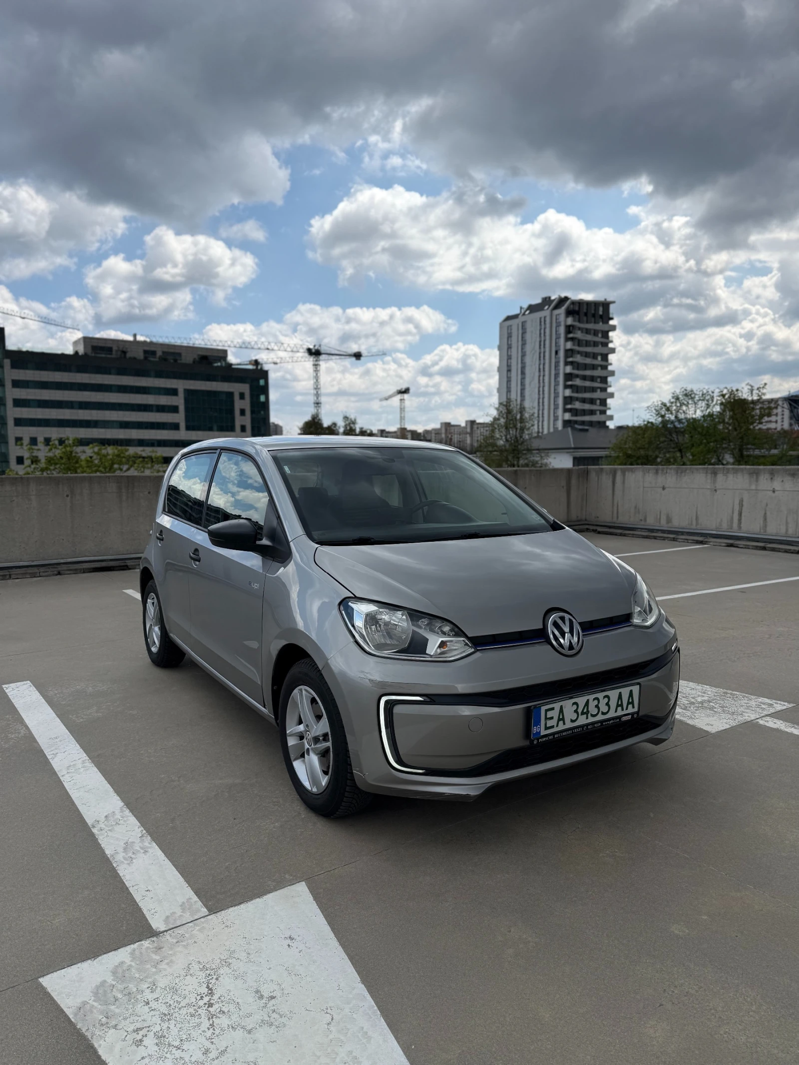 VW Up, снимка 2 - Автомобили и джипове - 54244658