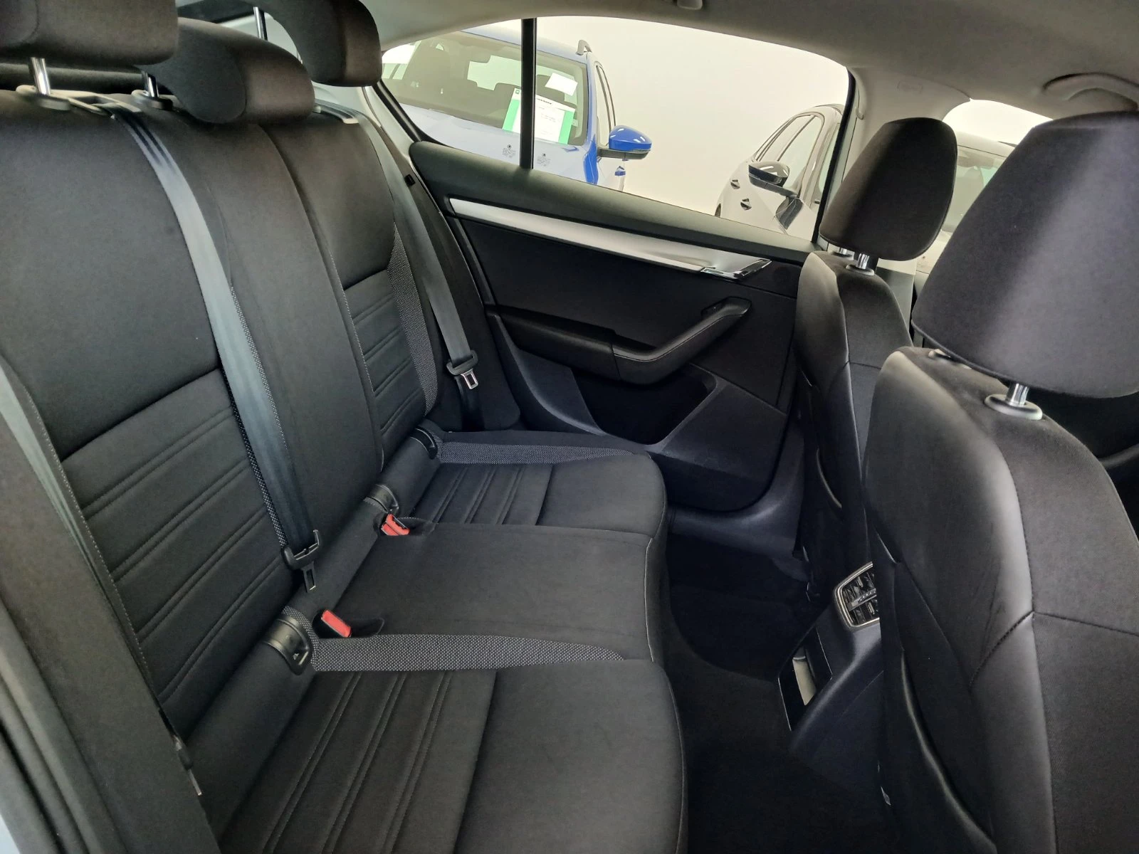 Skoda Octavia Ambiton 1, 5 TSI/150 �.�. | Mobile.bg � ����������� 8