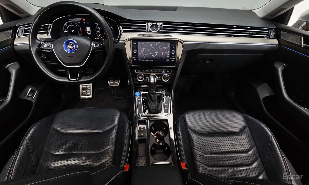 VW Arteon * ПОДГРЕВ* КАМЕРА* 360, снимка 11 - Автомобили и джипове - 54454683