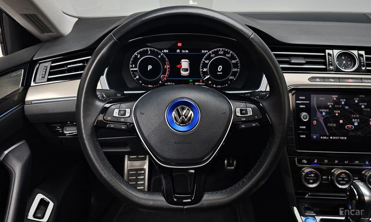 VW Arteon * ПОДГРЕВ* КАМЕРА* 360, снимка 12 - Автомобили и джипове - 54454683